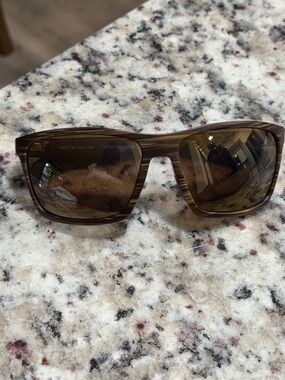 Maui Jim Brown Striped Frame Polarized Sunglasses
